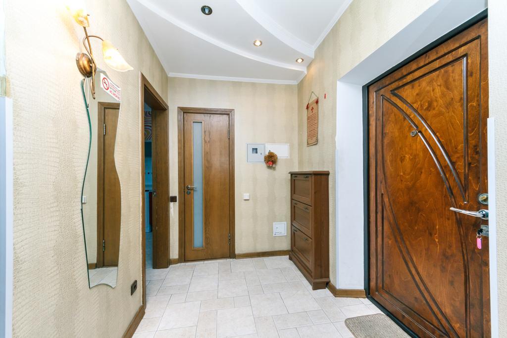 Two-Storey Apartment Near Iec Киев Екстериор снимка